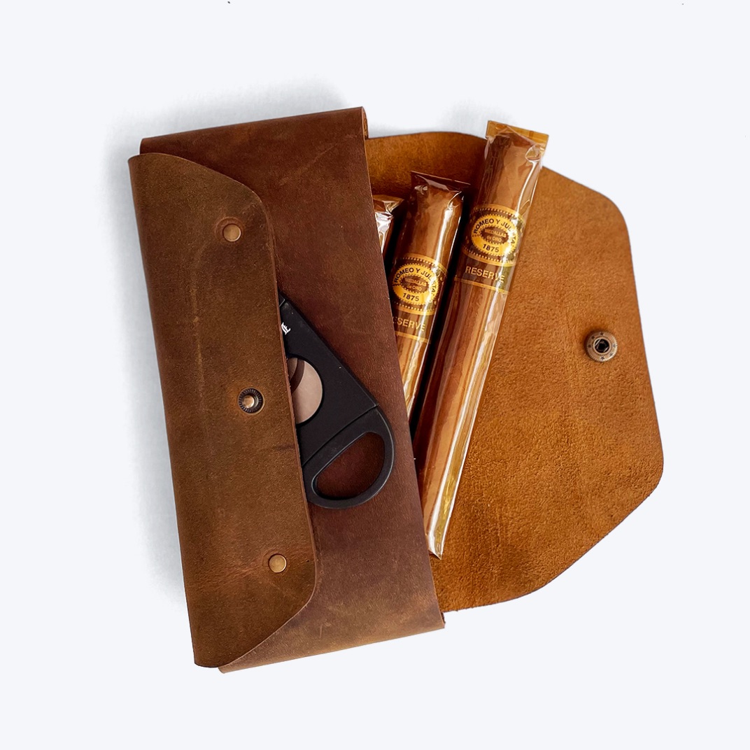 Cigarrera de piel Ortez hecha a mano